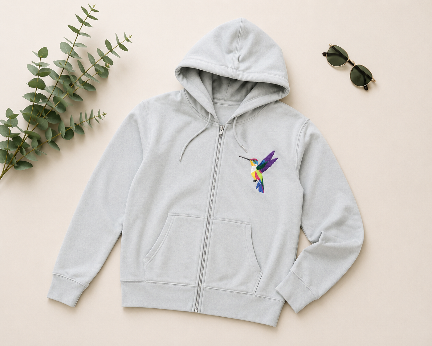 Bluza z haftem koliberka